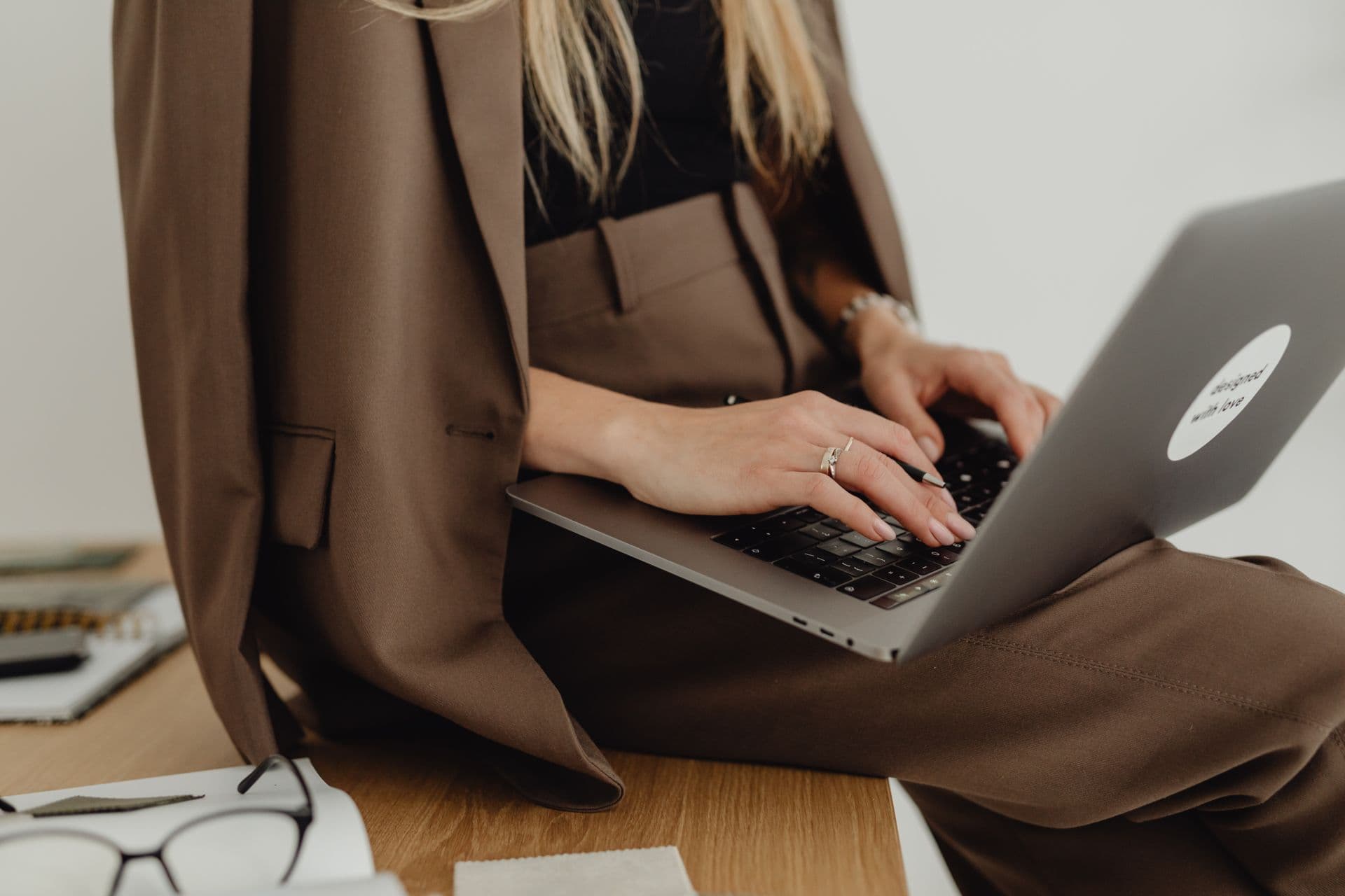 Kako da zavolite svoj posao, čak i ako vam to trenutno deluje nemoguće